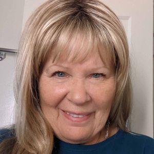 Meet your Posher, Dora